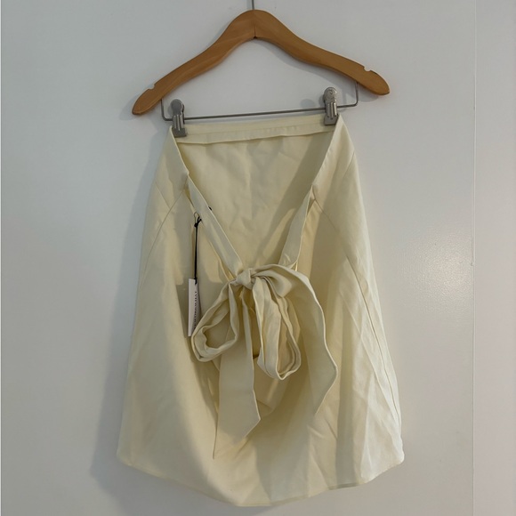 WeWoreWhat Linen Strapless Top. Size M. NWT - Picture 3 of 3